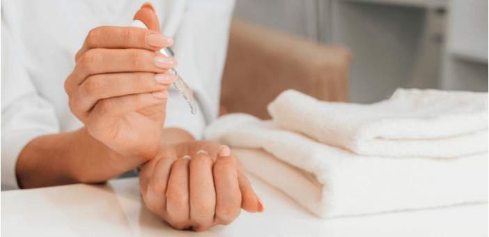 Питання дня: як доглядати за нігтями після манікюру?