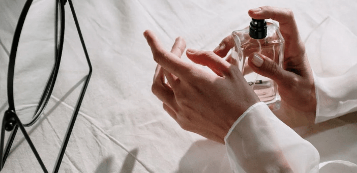 Чекліст: 5 помилок, які ми робимо при нанесенні парфумів