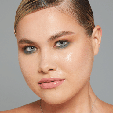 Спрей фіксатор для обличчя NYX Professional Makeup Dewy Finish, 60 мл фото 2