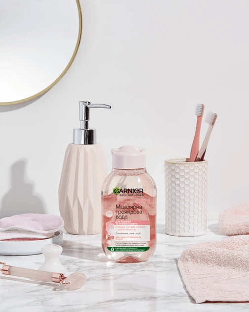 Міцелярна вода Garnier Skin Naturals з трояндовою водою 100 мл фото 6