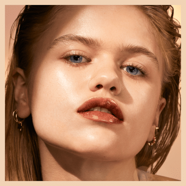 Зволожувальний блиск для губ з гіалуроновою кислотою Maybelline New York Lifter Gloss №002, 5.4 мл  фото 8