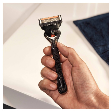 Станок для бритья мужской (Бритва) Gillette Fusion5 ProGlide Flexball с 2 сменными картриджами. фото 3