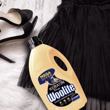 Засіб для прання Woolite для чорних та джинсових тканин з кератином 4.5 л фото 3