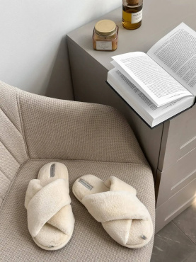 Капці домашні жіночі Twins HS-LUX хутрянi перехрест milk (X) розмір 40 фото 8