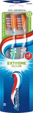 Набір зубних щіток Aquafresh Extreme Clean середня жорсткість 2 шт.