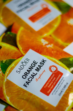 Маска для обличчя Sadoer Orange Facial Mask з апельсином тканинна 25 г фото 3