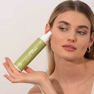 Тоник для лица Marie Fresh Cosmetics Anti Acne Face Toner для проблемной кожи с AHA кислотами 150 мл фото 3