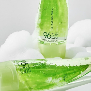 Пінка для вмивання Holika Holika Aloe Facial Cleansing Foam очищуюча 150 мл фото 1