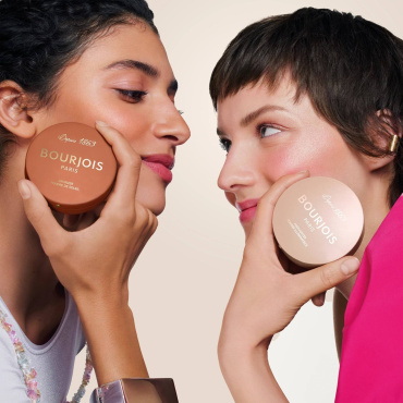 Бронзер Bourjois Maxi Round Pot 02 Medium Dark 7 г фото 4