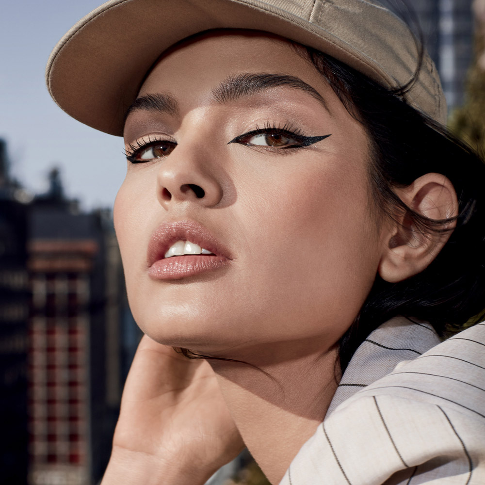 Підводка для очей Maybelline Hyper Easy Liner корчинева 0.6 г фото 4