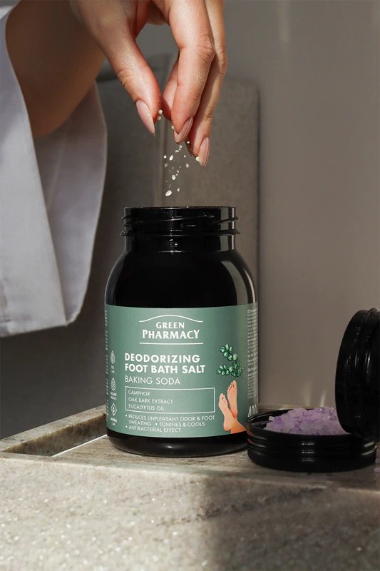 Дезодоруюча сіль Green Pharmacy для ванни ніг 400 г фото 2