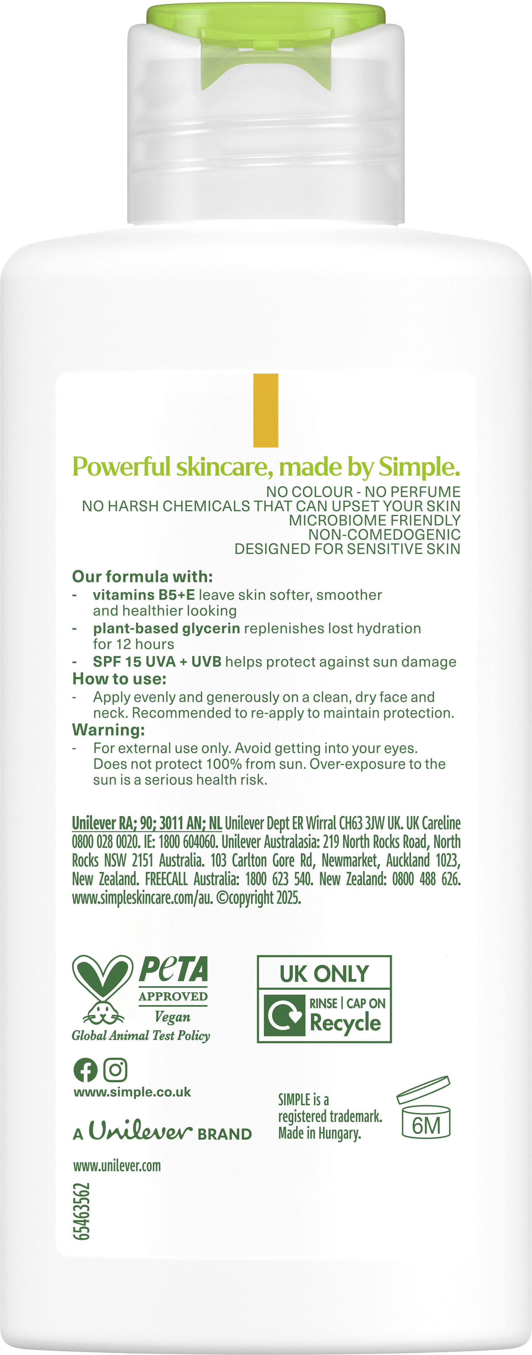 Крем для лица Simple увлажняющий и защитный Light SPF15 Kind to Skin 125 мл