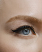 Підводка для очей L’Oréal Paris Matte Signature відтінок чорний, 3 мл фото 3